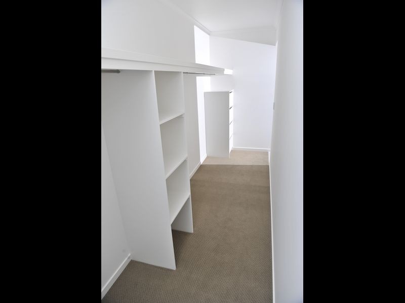 19 Whitehaven Way, Pelican Waters QLD 4551