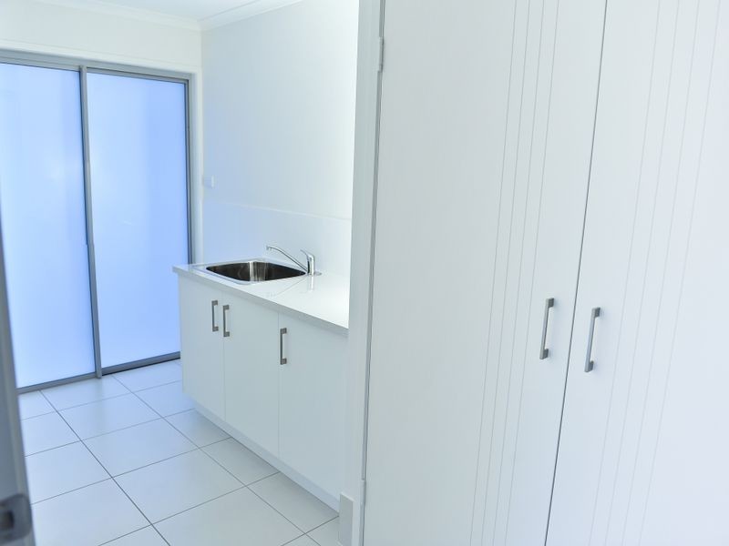 19 Whitehaven Way, Pelican Waters QLD 4551