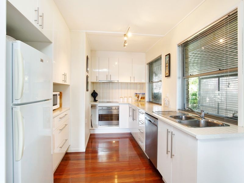 116 Landsborough Parade, Golden Beach QLD 4551