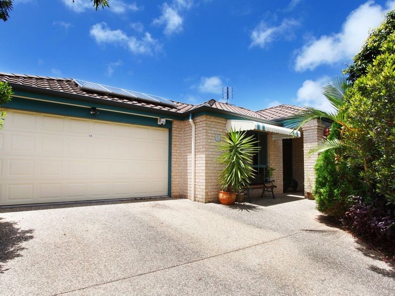 18 Livistona Crescent, Currimundi QLD 4551