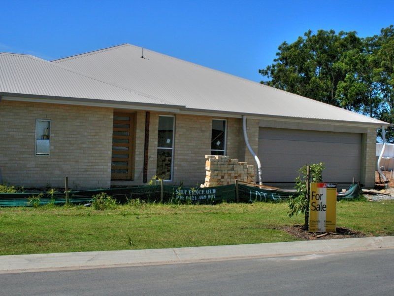 6 Cumberland Crescent, Meridan Plains QLD 4551