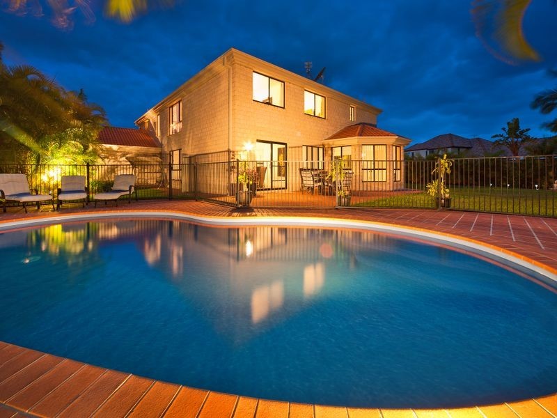 56 Kalowendha Avenue, Pelican Waters QLD 4551
