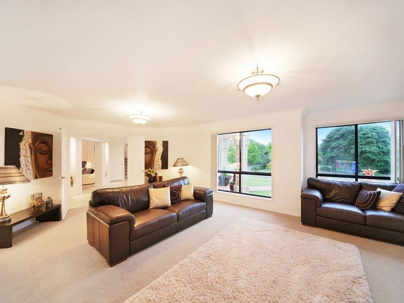 56 Kalowendha Avenue, Pelican Waters QLD 4551