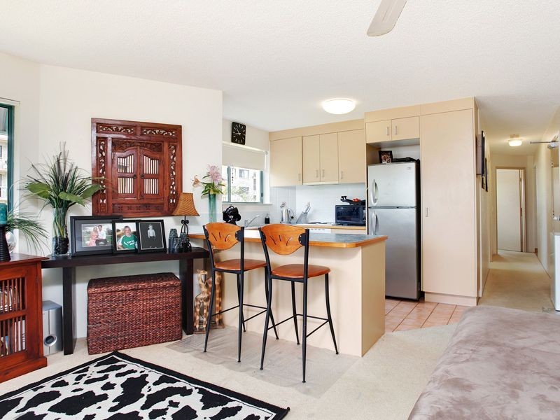 2/64 Golden Beach Esplanade, Golden Beach QLD 4551