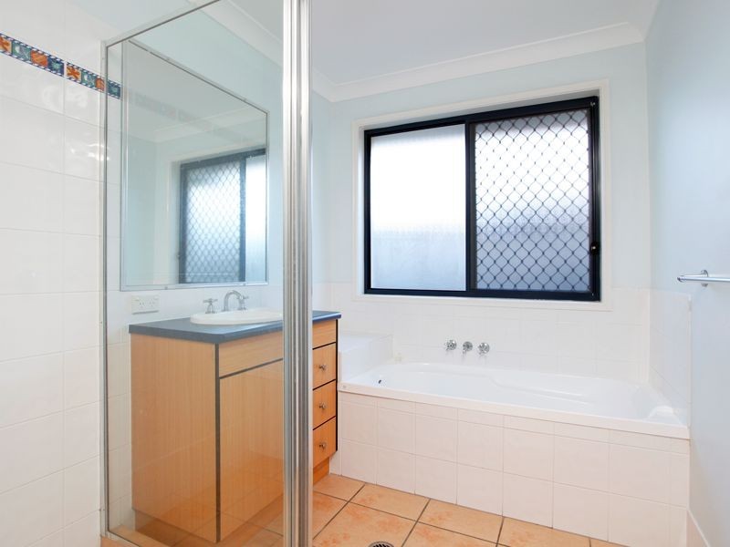 32 Agincourt Street, Pelican Waters QLD 4551