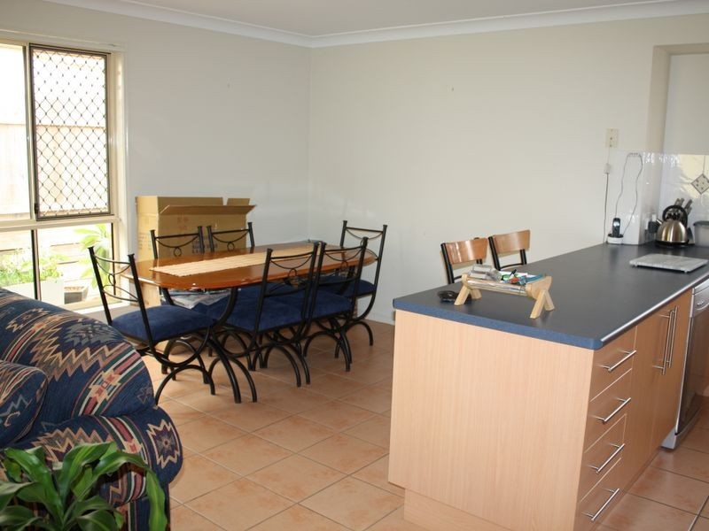 10 Riverbend Cres, Morayfield QLD 4506