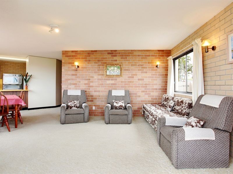 1/10 Dingle Avenue, Kings Beach QLD 4551