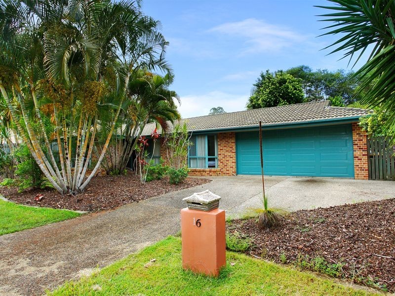 16 Athenree Place, Little Mountain QLD 4551