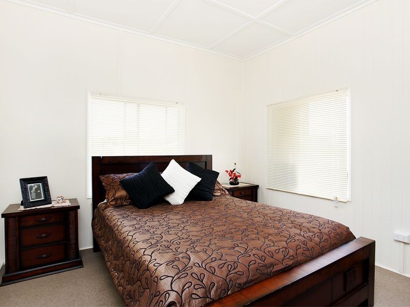 8 Park Street, Caloundra QLD 4551