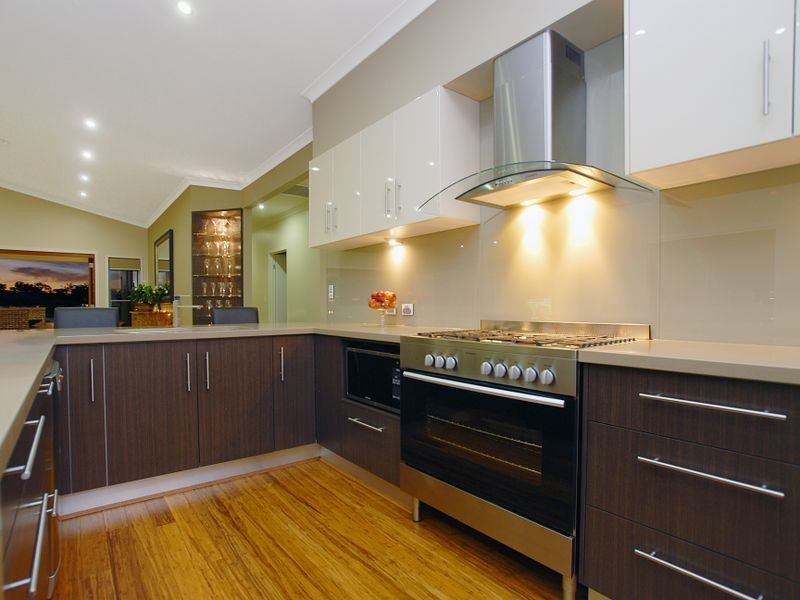 5 Francis Court, Pelican Waters QLD 4551