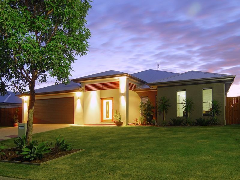 5 Francis Court, Pelican Waters QLD 4551