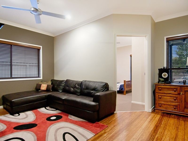 5 Francis Court, Pelican Waters QLD 4551