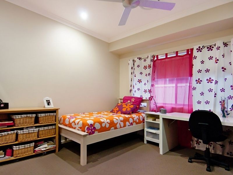 5 Francis Court, Pelican Waters QLD 4551