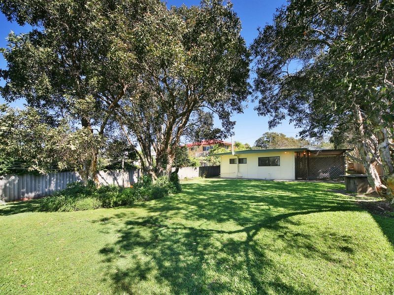 5 Holt Street, Currimundi QLD 4551