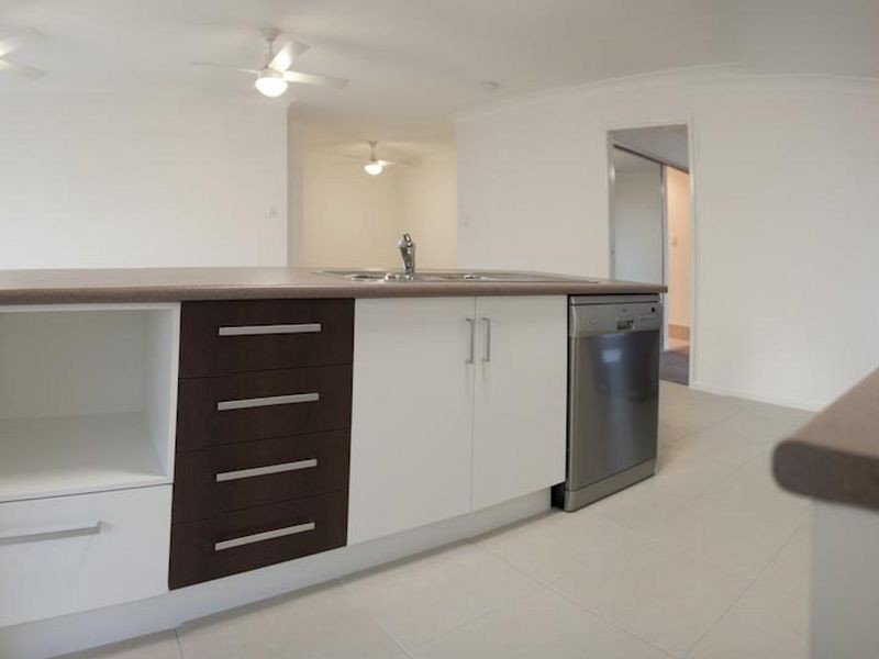 6A Cumberland Crescent, Little Mountain QLD 4551