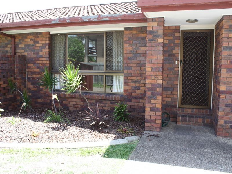 2/7 Pumicestone Place, Golden Beach QLD 4551