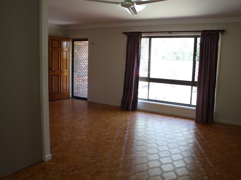 2/7 Pumicestone Place, Golden Beach QLD 4551