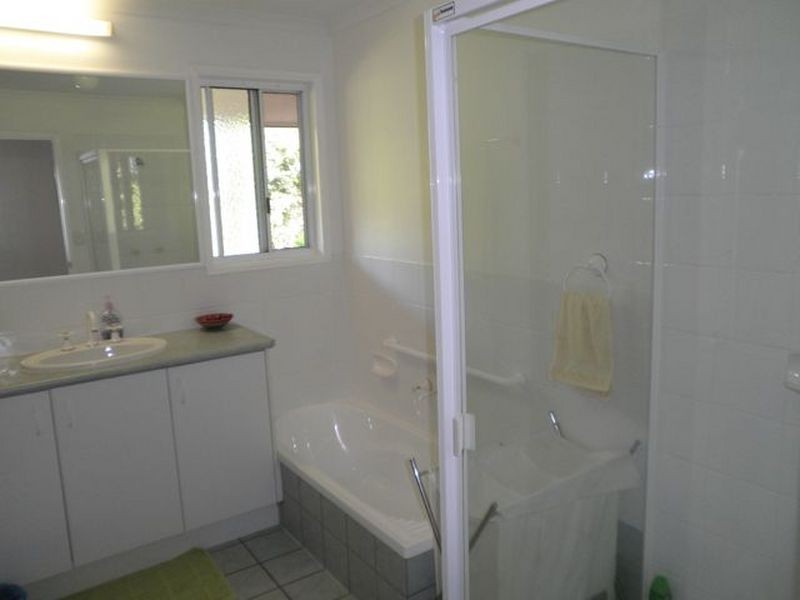 363 English Road, Kiamba QLD 4560