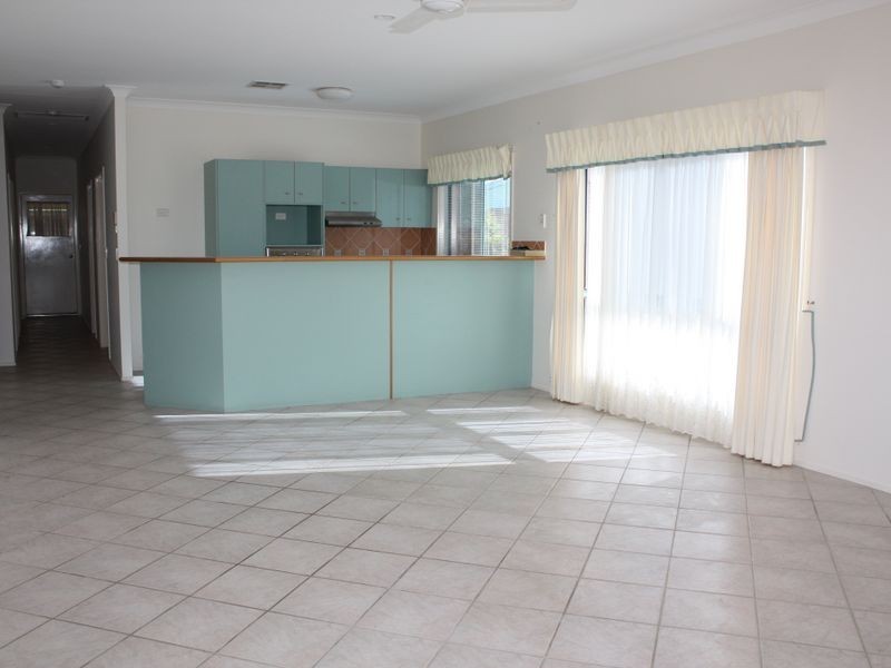113/40 Lakeside Crescent, Currimundi QLD 4551