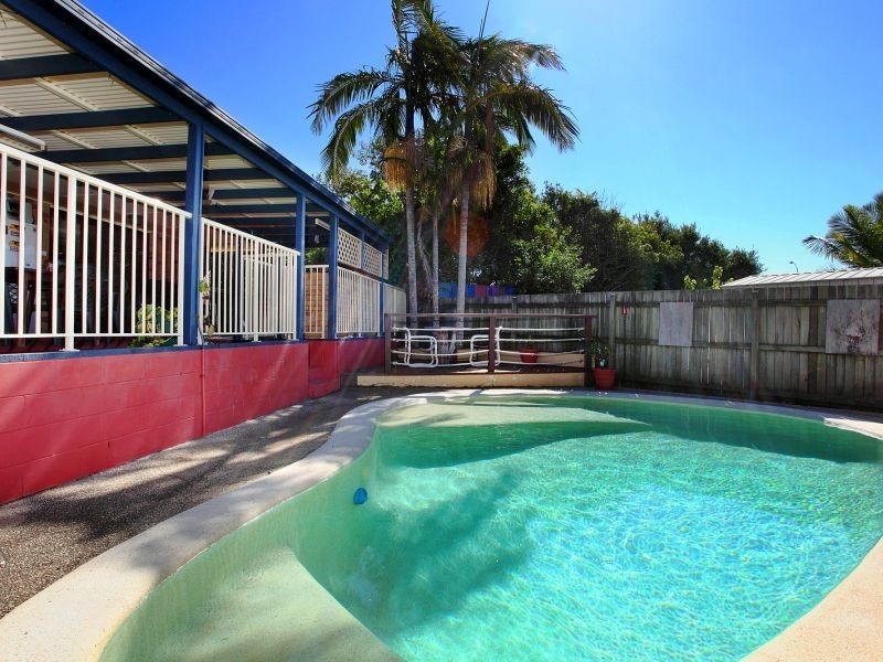 6 Forest Court, Aroona QLD 4551