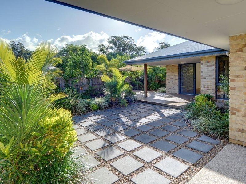 19 Cullen Drive, Little Mountain QLD 4551