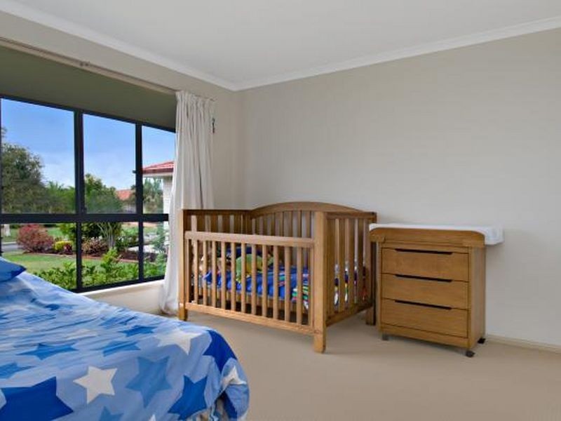 8 Undanbi Place, Pelican Waters QLD 4551