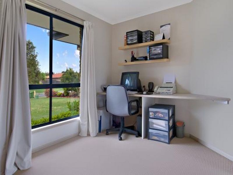 8 Undanbi Place, Pelican Waters QLD 4551