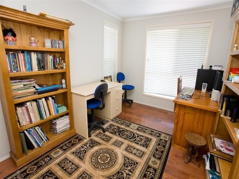50 Village Way, Little Mountain QLD 4551