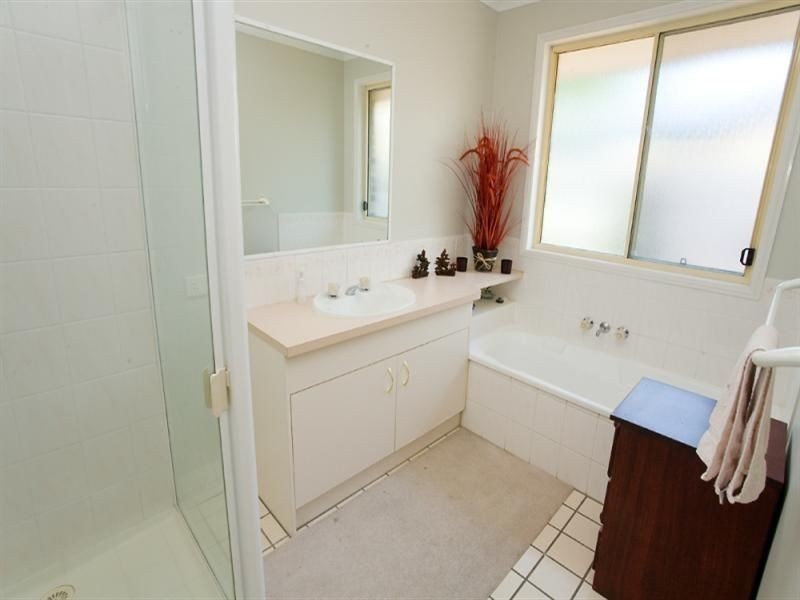 50 Village Way, Little Mountain QLD 4551