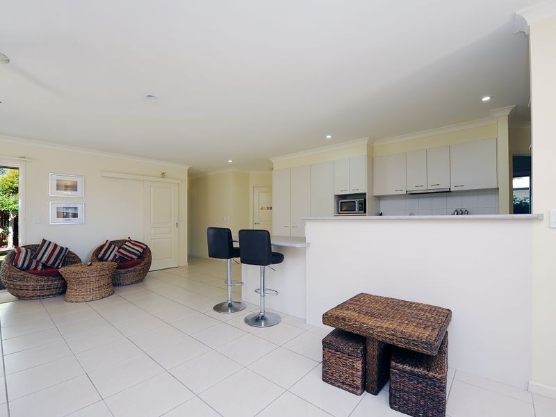 5 Gumview Pl, Little Mountain QLD 4551