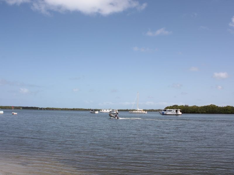 2/34 Booker Parade, Golden Beach QLD 4551