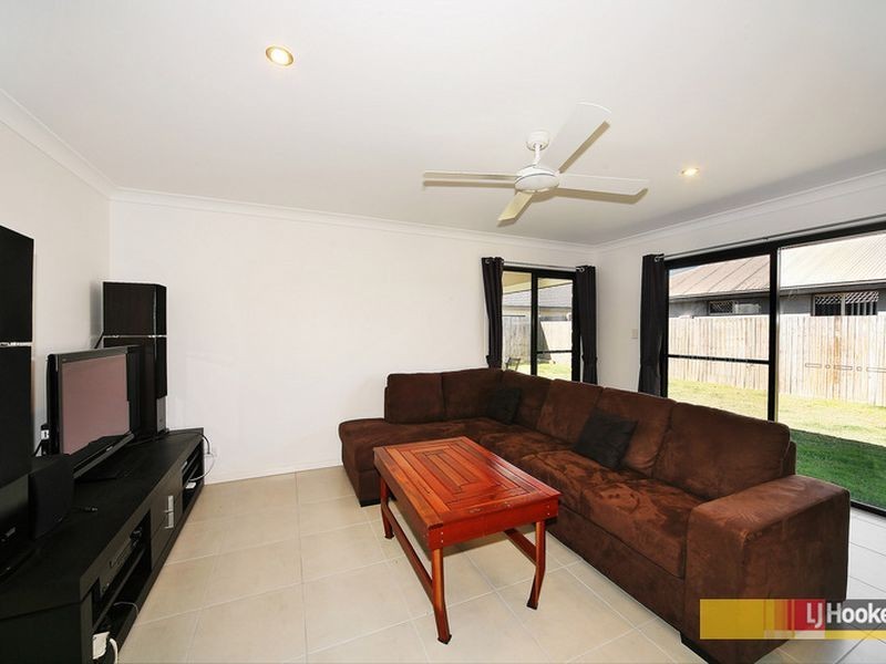 4 Citrus Grove, Little Mountain QLD 4551