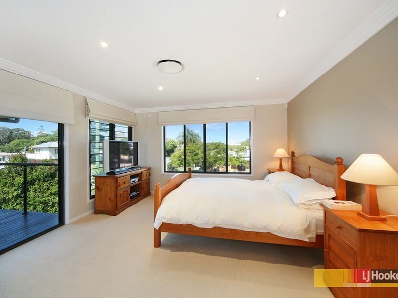 52 Palmer Avenue, Golden Beach QLD 4551