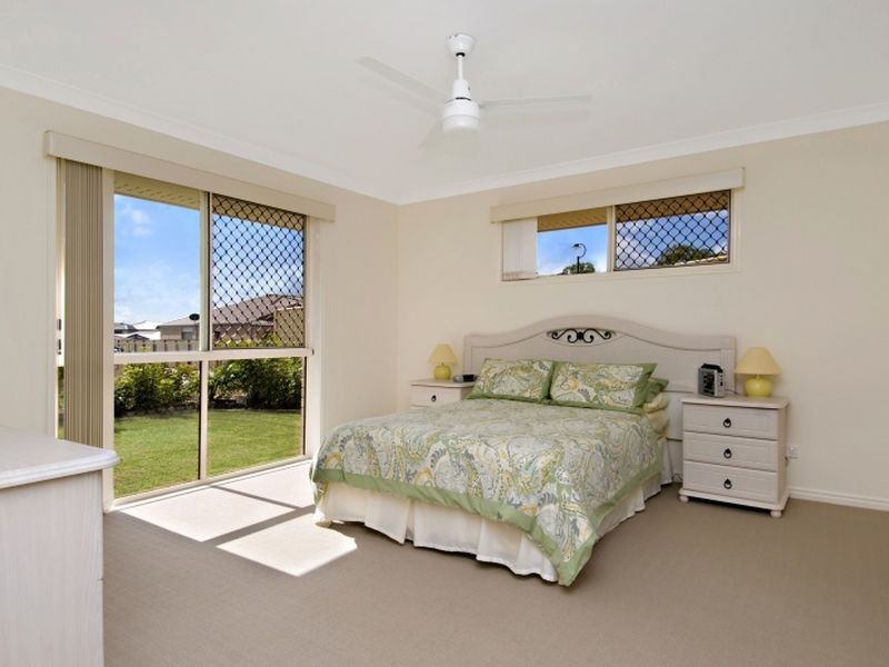 35 High Park Crescent, Little Mountain QLD 4551