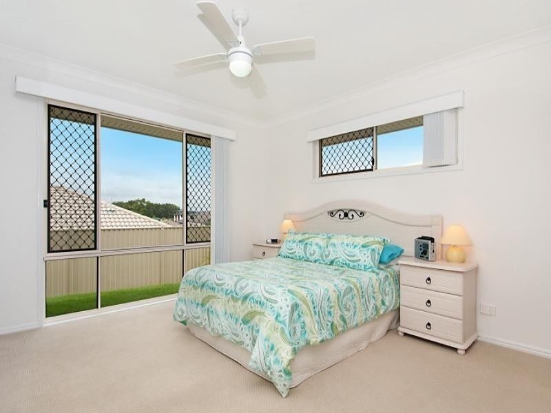 37 High Park Crescent, Little Mountain QLD 4551