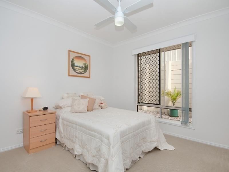 37 High Park Crescent, Little Mountain QLD 4551
