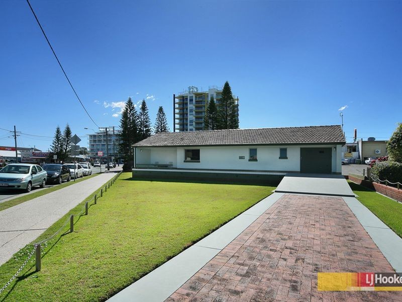 1 Tay Avenue, Caloundra QLD 4551