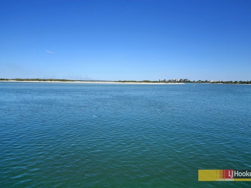 1 Tay Avenue, Caloundra QLD 4551