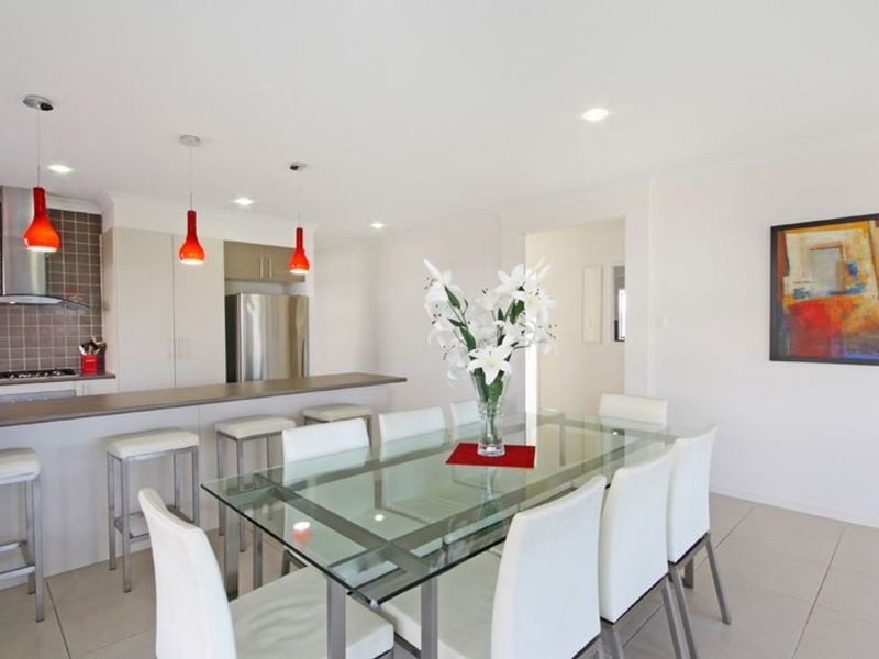 9 Elvena Circuit, Little Mountain QLD 4551