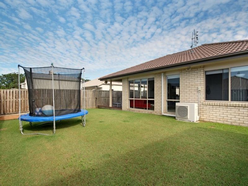 9 Elvena Circuit, Little Mountain QLD 4551