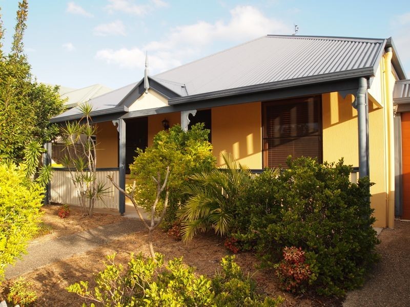 7 Brushwood Street, Currimundi QLD 4551