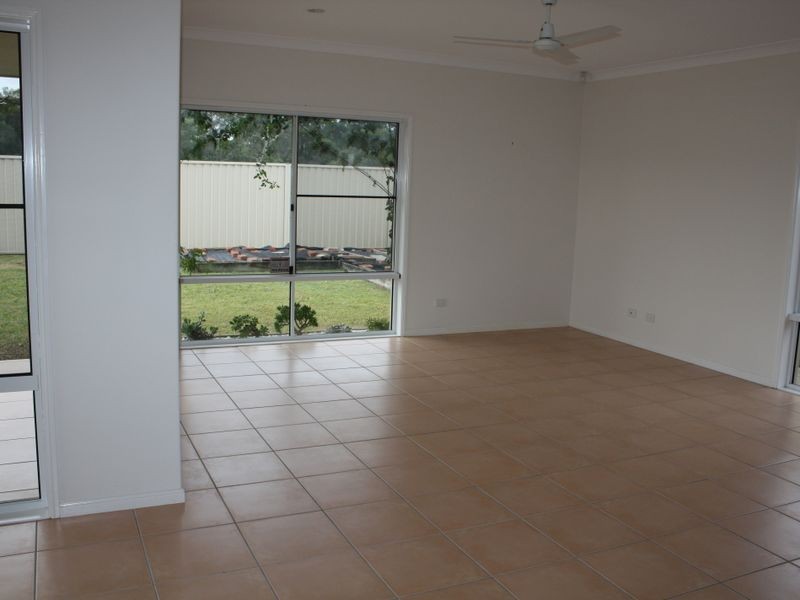 13 Sovereign Cct, Pelican Waters QLD 4551