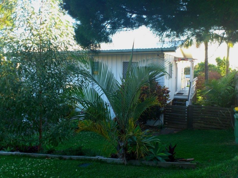 6 Bombala Terrace, Caloundra QLD 4551