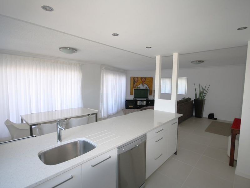 4/1 Burke Street, Golden Beach QLD 4551