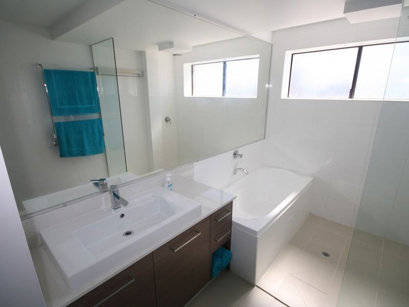4/1 Burke Street, Golden Beach QLD 4551
