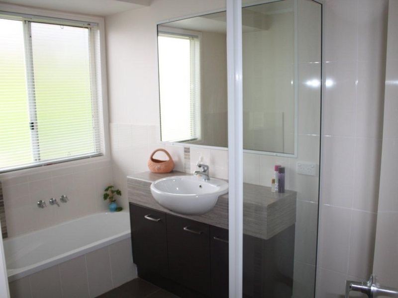 2 Woodpecker Close, Maleny QLD 4552