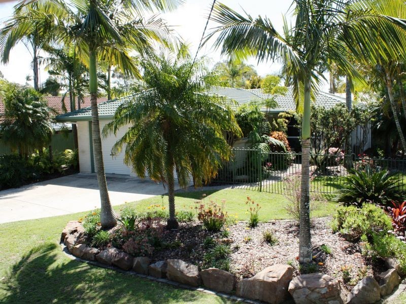 11 Miranda Street, Aroona QLD 4551