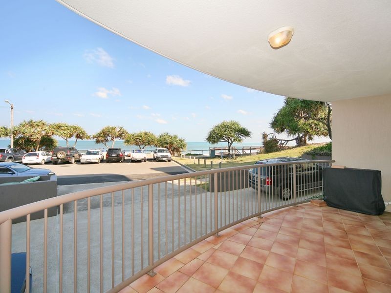 2-1 Bulcock Beach Esplanade (Dingle Avenue), Caloundra QLD 4551