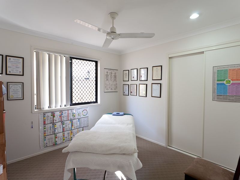 15 Alicia Circuit, Little Mountain QLD 4551