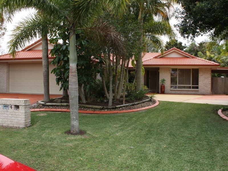 4 Otter Court, Pelican Waters QLD 4551